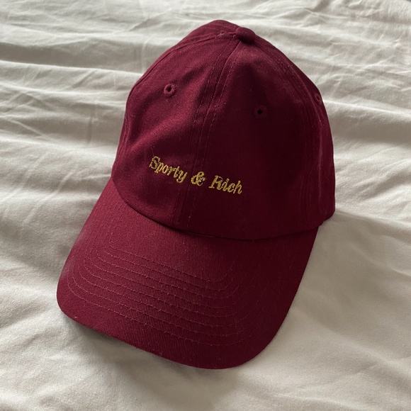Sporty and rich cap - Picture 1 of 1